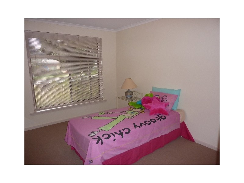 33 Kenneth Road, Morphett Vale SA 5162