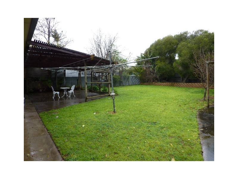 33 Kenneth Road, Morphett Vale SA 5162