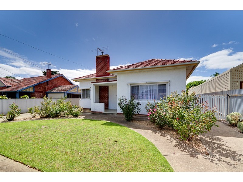 17 McGilp Ave, Glengowrie SA 5044