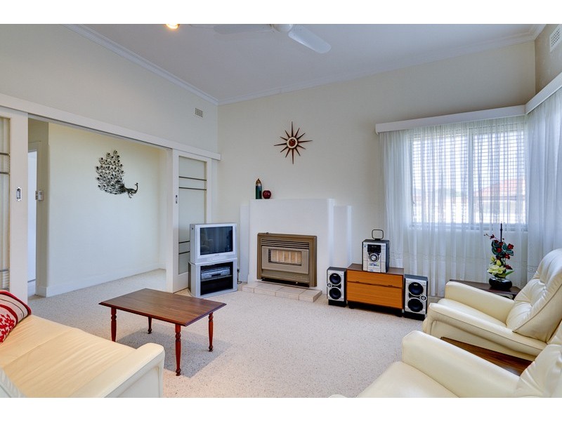 17 McGilp Ave, Glengowrie SA 5044