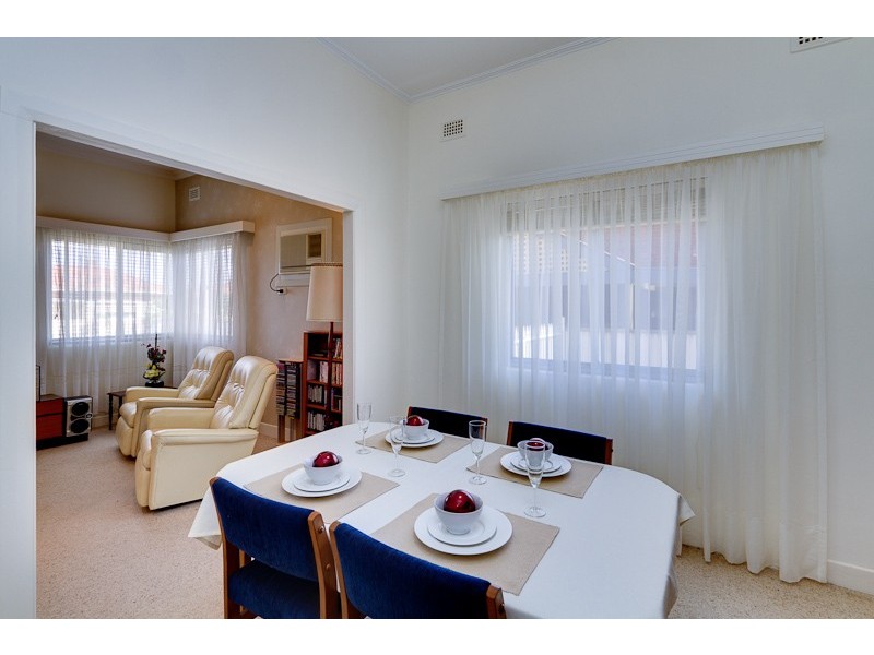 17 McGilp Ave, Glengowrie SA 5044