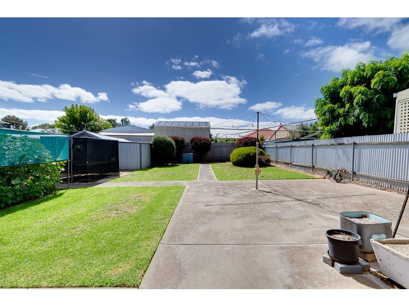 17 McGilp Ave, Glengowrie SA 5044