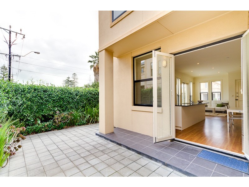 42 High Street, Glenelg SA 5045