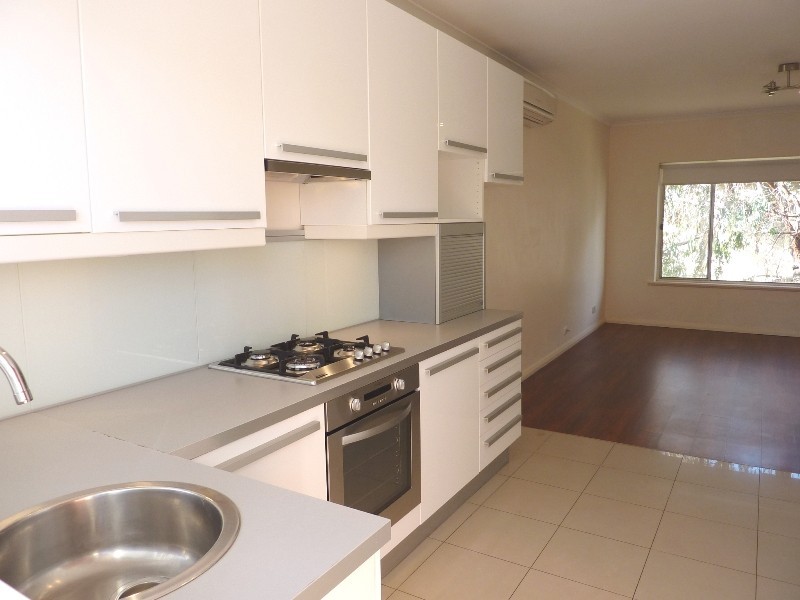 U8 19 Fulton Street, Glenelg North SA 5045