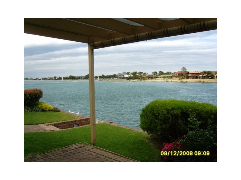 U5 74 Martin Court, West Lakes SA 5021