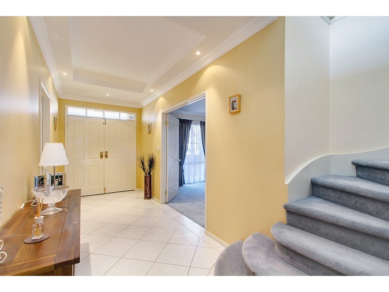 20 Ingleton Drive, Hallett Cove SA 5158