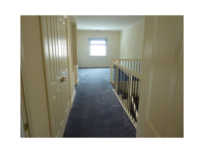 5A Broadway, Glenelg South SA 5045