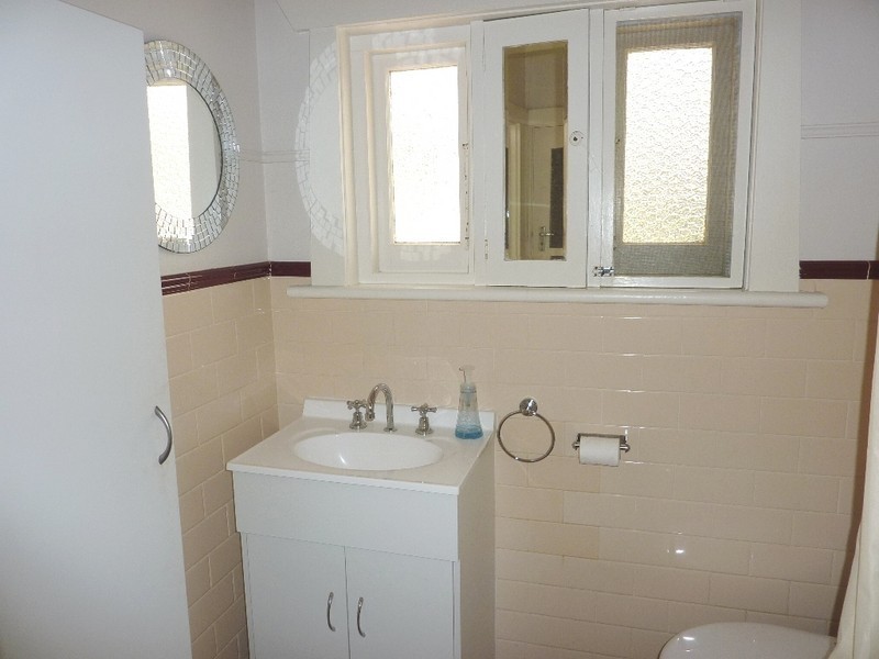 1A Young Street, Glenelg East SA 5045