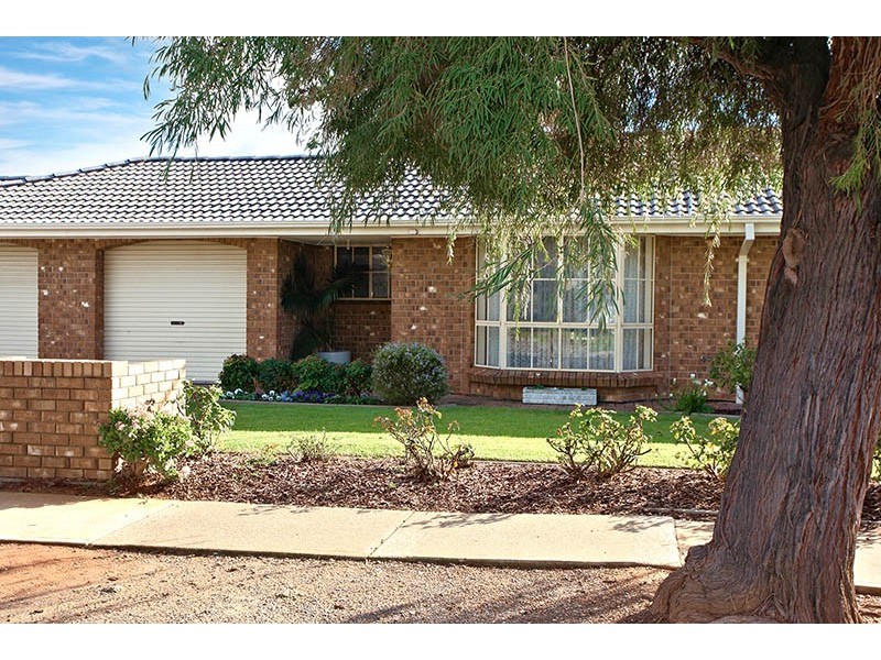 2/11 Renown Avenue, Clovelly Park SA 5042