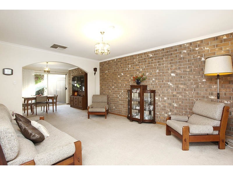 2/11 Renown Avenue, Clovelly Park SA 5042