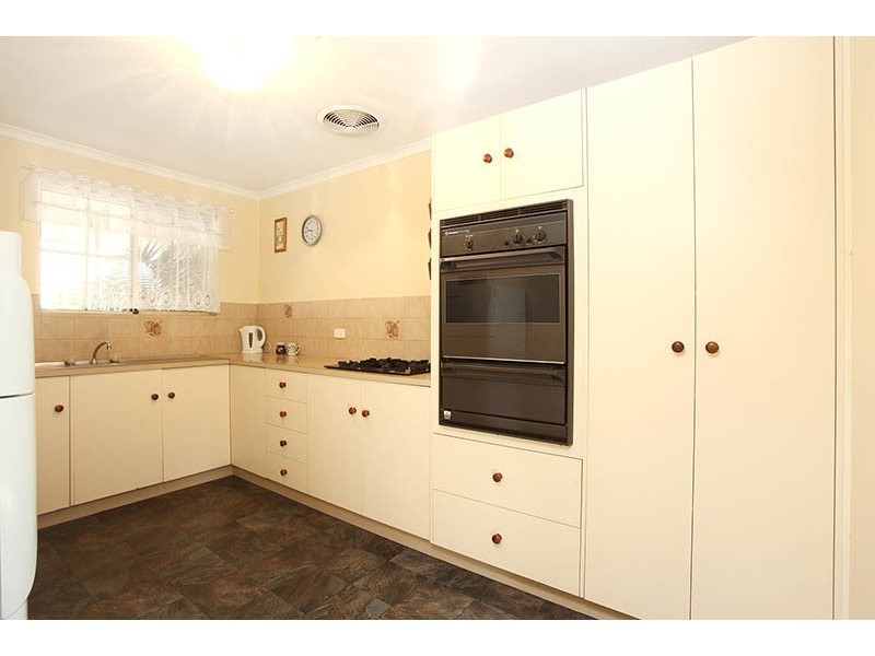 2/11 Renown Avenue, Clovelly Park SA 5042