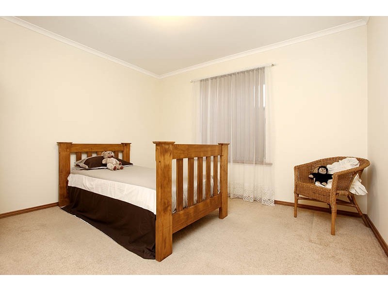 2/11 Renown Avenue, Clovelly Park SA 5042