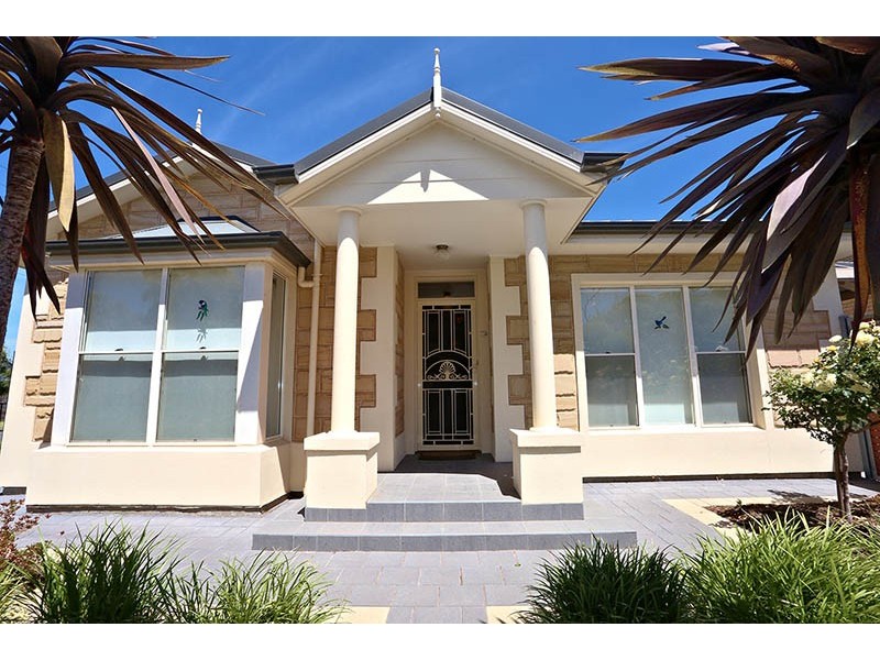 7 David Avenue, Glenelg SA 5045