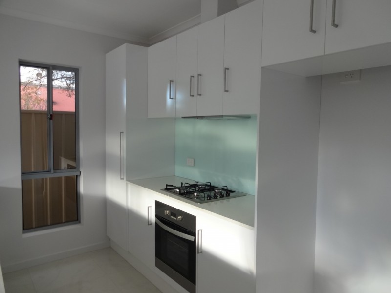 304B Oaklands Road, Park Holme SA 5043