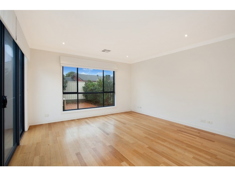 17 Valma Avenue, Fulham Gardens SA 5024