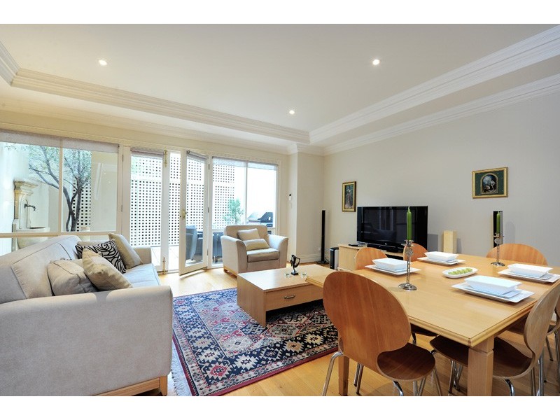 6/7 Torrens Square, Glenelg SA 5045