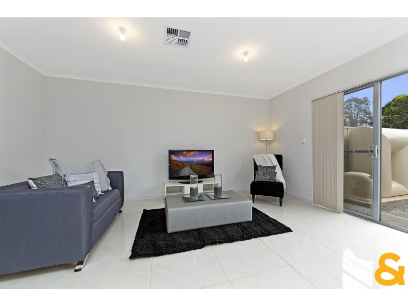 304B Oaklands Road, Park Holme SA 5043