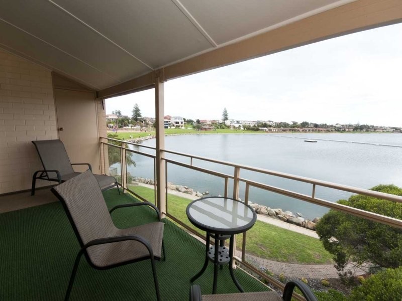 3/242 Trimmer Parade, West Lakes SA 5021