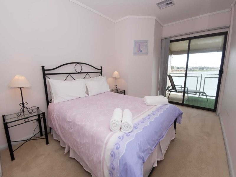 3/242 Trimmer Parade, West Lakes SA 5021