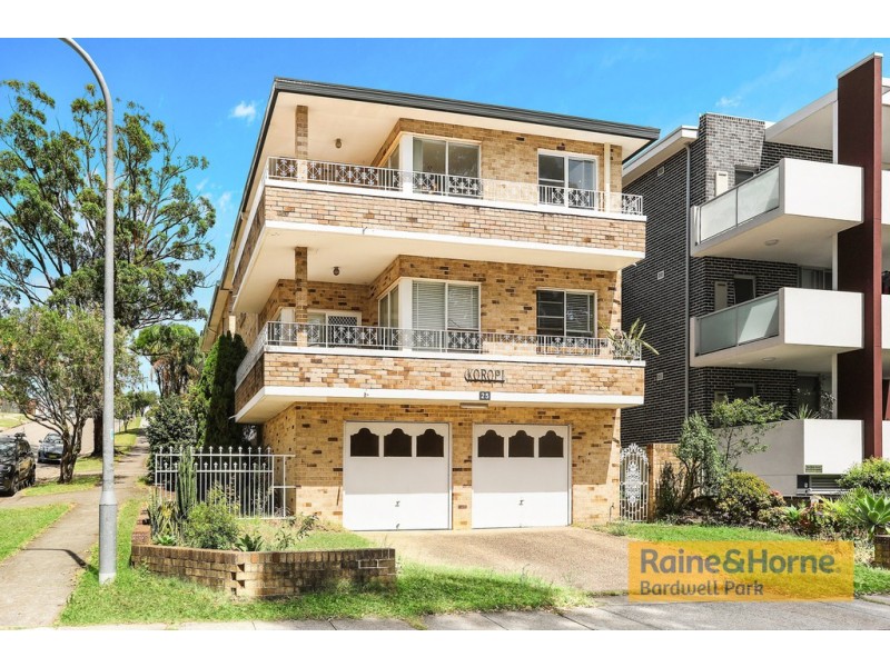1/25 Andover Street, Carlton NSW 2218