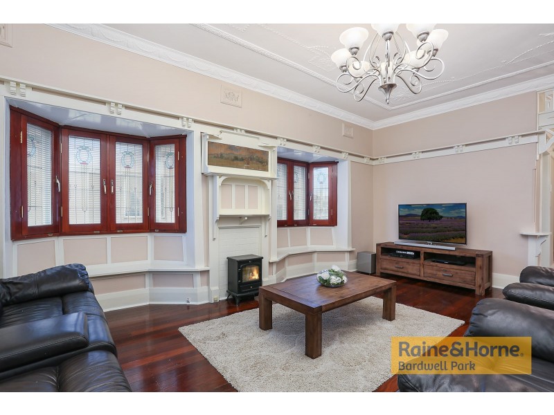 102 Tabrett Street, Banksia NSW 2216