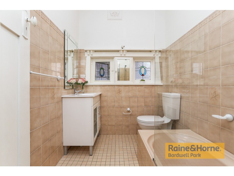 102 Tabrett Street, Banksia NSW 2216