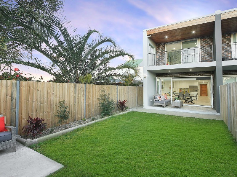 2/63 Brown Street, St Peters NSW 2044