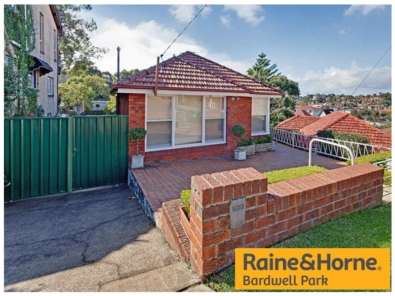 12 Bardwell Crescent, Earlwood NSW 2206