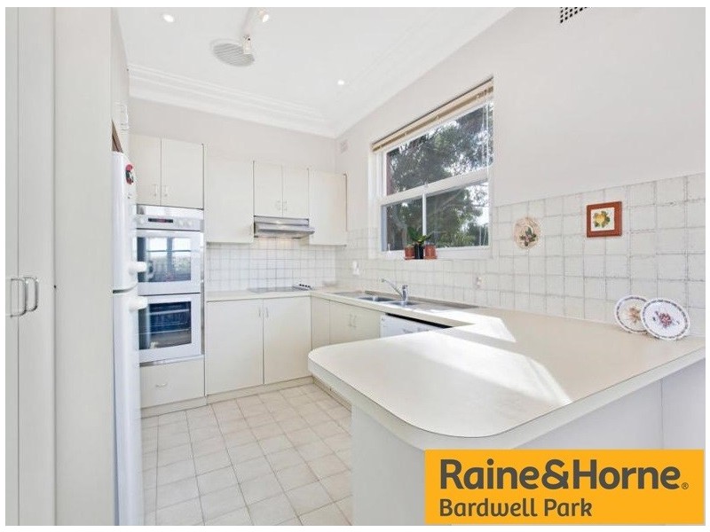12 Bardwell Crescent, Earlwood NSW 2206