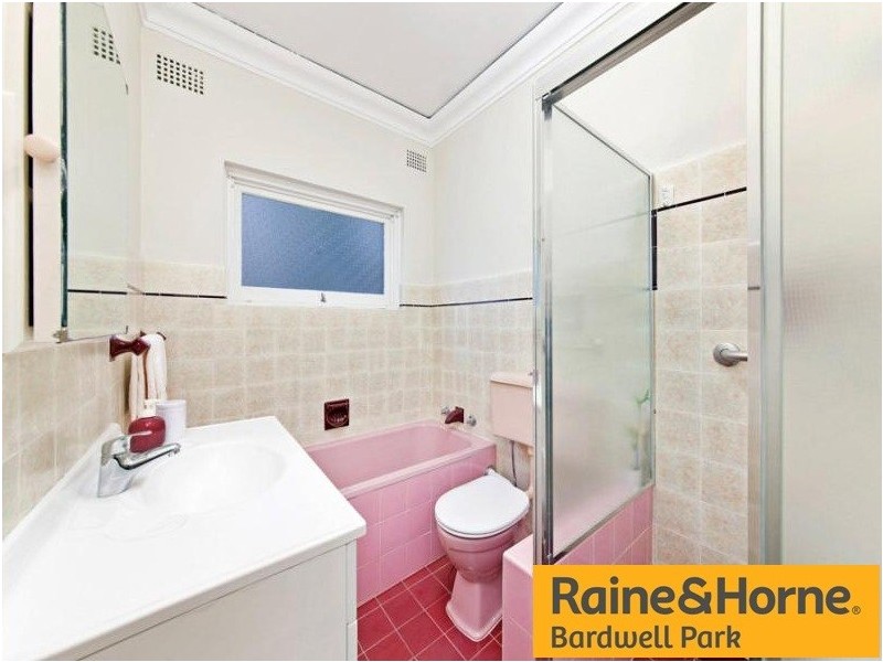 12 Bardwell Crescent, Earlwood NSW 2206