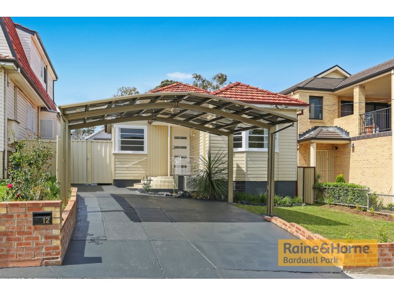 12 Bonds Road, Roselands NSW 2196