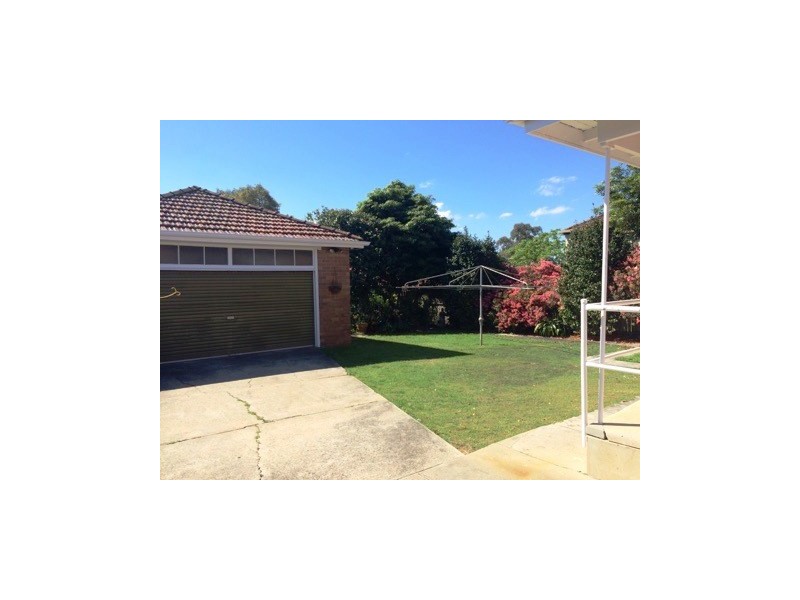 1 Banner Road, Kingsgrove NSW 2208