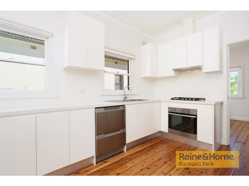 32 Prince Edward Avenue, Earlwood NSW 2206