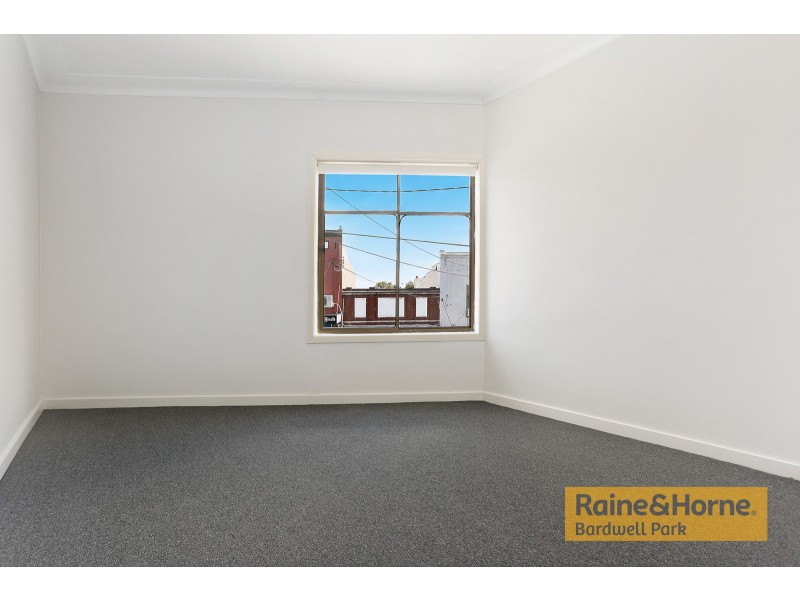 2/13 Crinan Street, Hurlstone Park NSW 2193