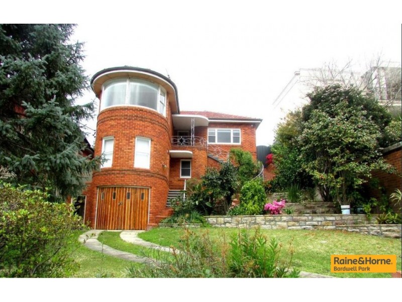 9 Torrens Street, Blakehurst NSW 2221