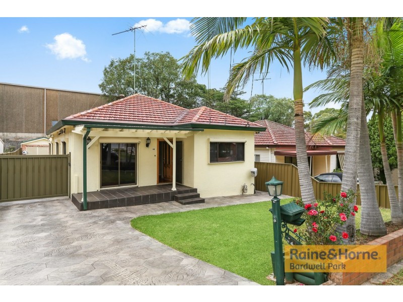 35 Glamis Street, Kingsgrove NSW 2208