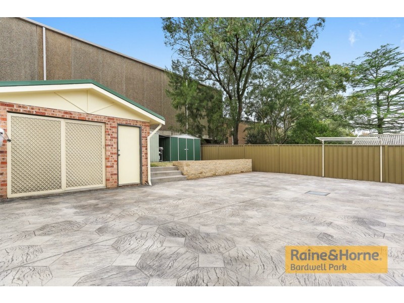 35 Glamis Street, Kingsgrove NSW 2208