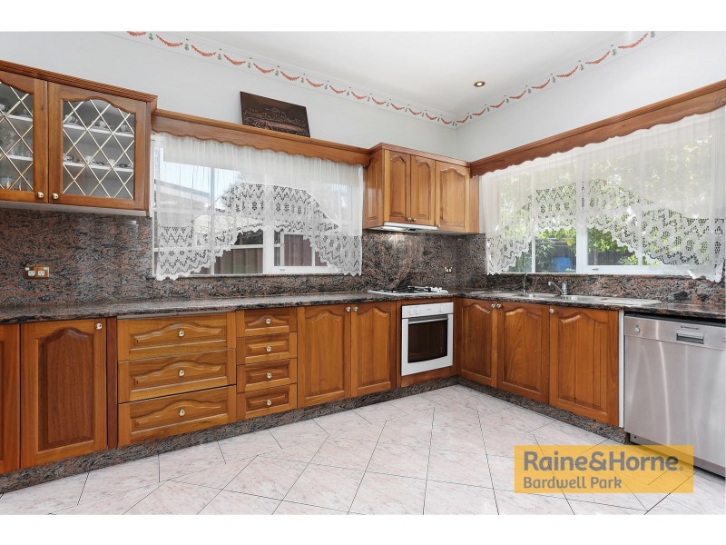 23 Angus Street, Earlwood NSW 2206