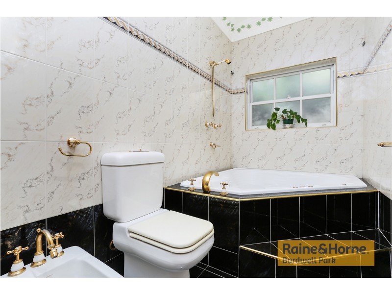 23 Angus Street, Earlwood NSW 2206