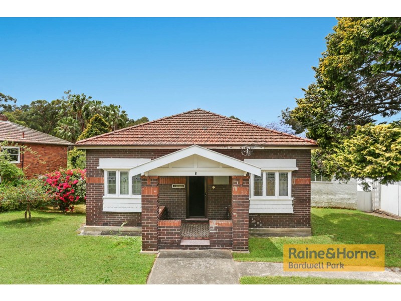 8 Fauna Street, Earlwood NSW 2206