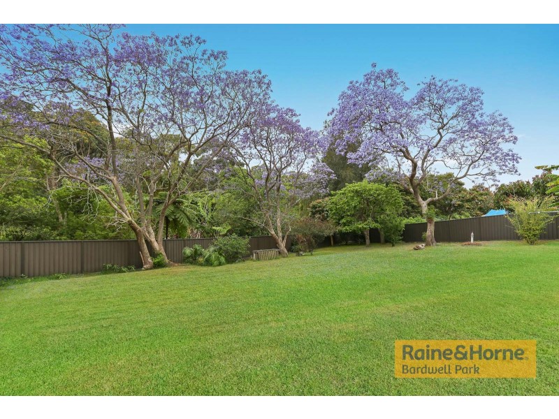 8 Fauna Street, Earlwood NSW 2206