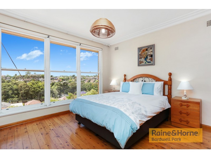 10 May Street, Bardwell Park NSW 2207