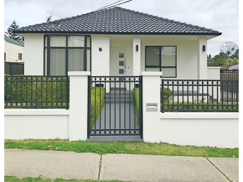 19 Fairview Avenue, Roselands NSW 2196