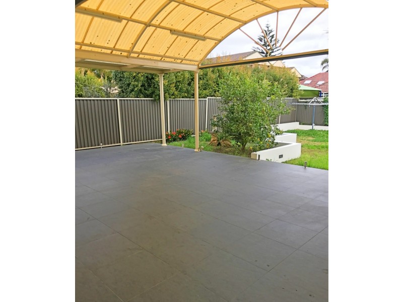 19 Fairview Avenue, Roselands NSW 2196