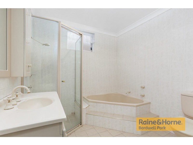 4 Bardwell Road, Bardwell Valley NSW 2207