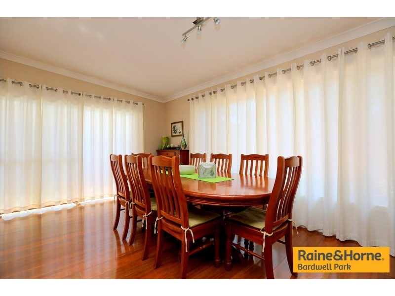 6 Usher Crescent, Sefton NSW 2162