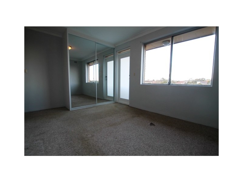 9/28 Glen Street, Marrickville NSW 2204