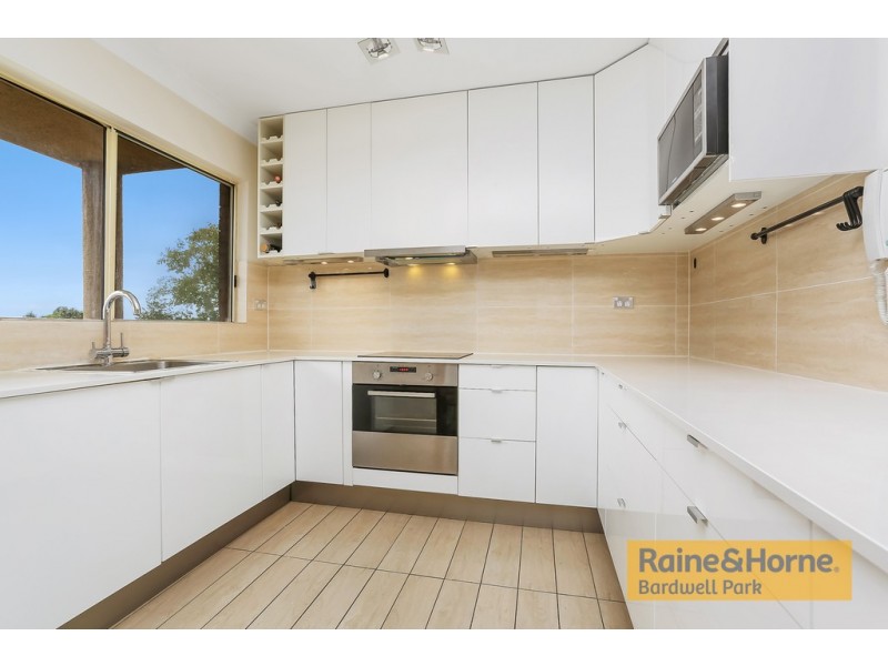 4/1 Hillview Street, Roselands NSW 2196