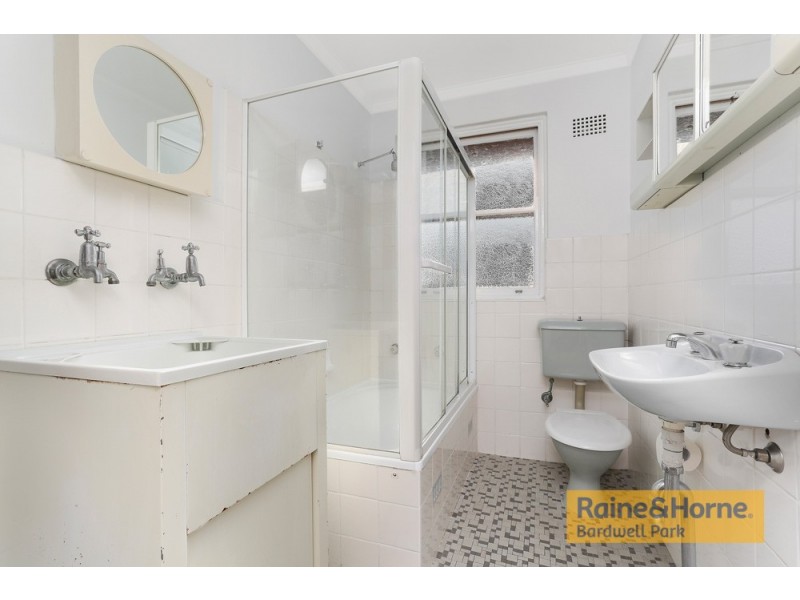 2/49 Thomas Street, Ashfield NSW 2131