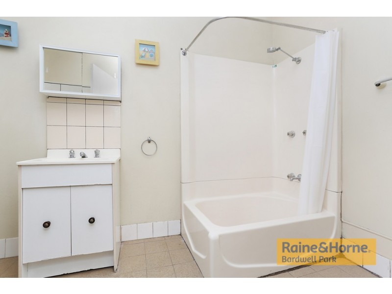 167 Wardell Road, Earlwood NSW 2206